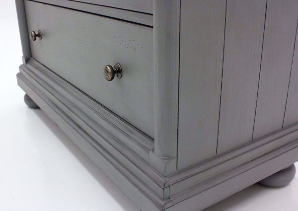 Bellville Chest of Drawers, Gray, Base Detail | Home Furniture Plus Bedding