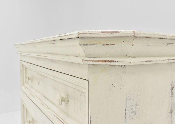 White Westgate Chest of Drawers by Vintage Furniture Showing the Finish | Home Furniture Plus Bedding