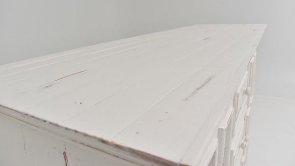 Close Up View of the Top of the Chalet Man's Chest in White by Vintage Furniture | Home Furniture Plus Bedding